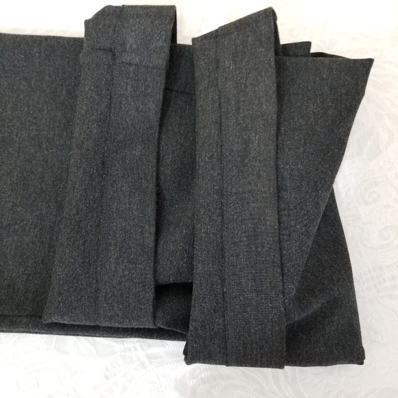 Lands' End Women's Gray viscose/nylon stretchy Size 6 Pants - Picture 11 of 13